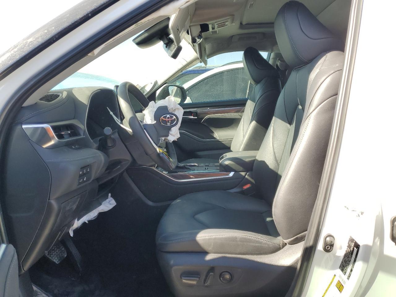 2024 TOYOTA HIGHLANDER - Image 7