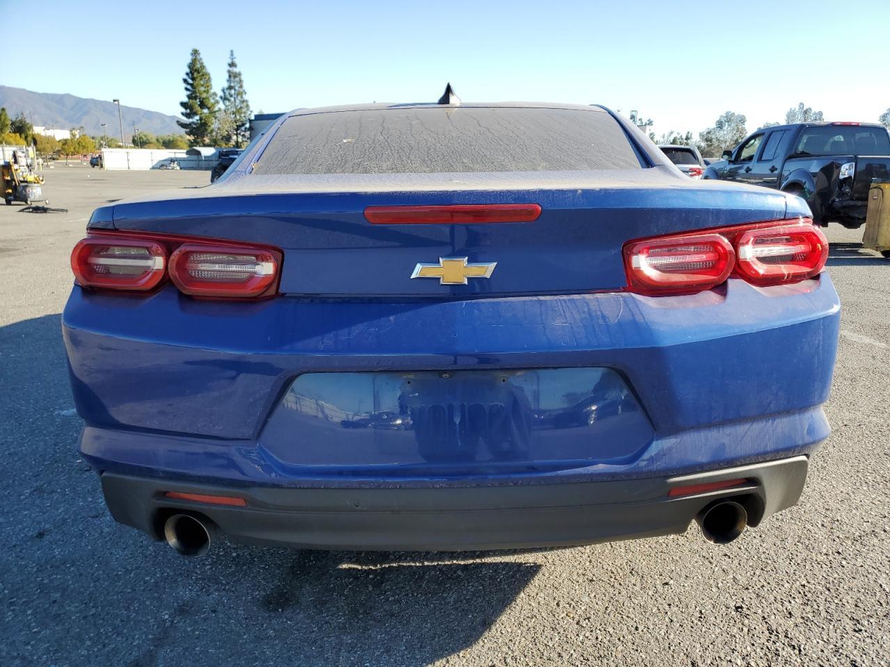 2021 CHEVROLET CAMARO LS - Фото 6