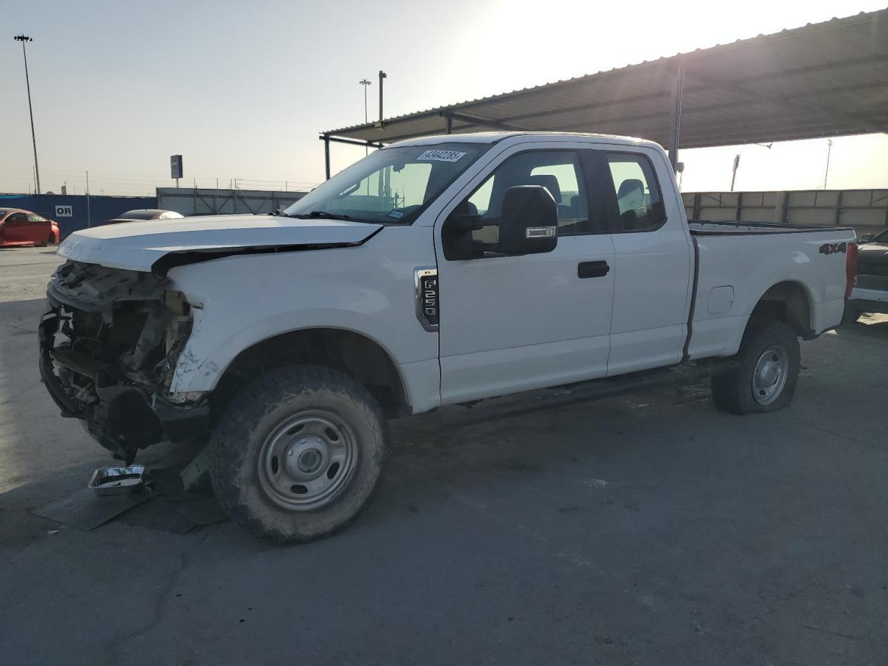 2017 FORD F250 SUPER