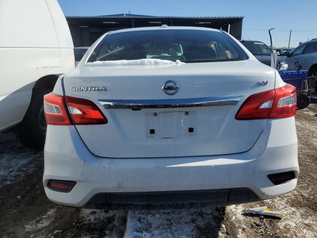 2017 NISSAN SENTRA S - Фото 6