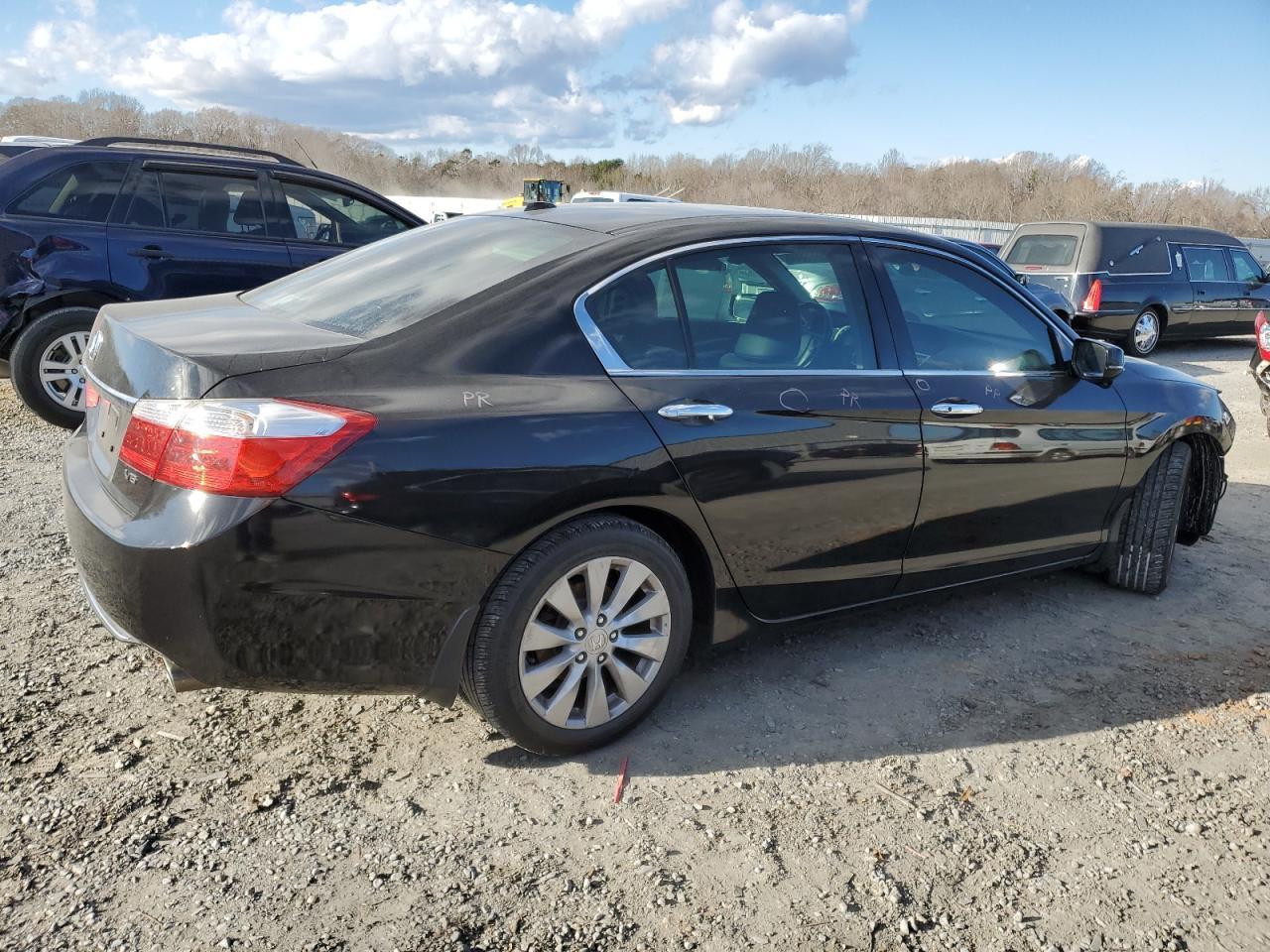 2015 HONDA ACCORD EXL - Image 3