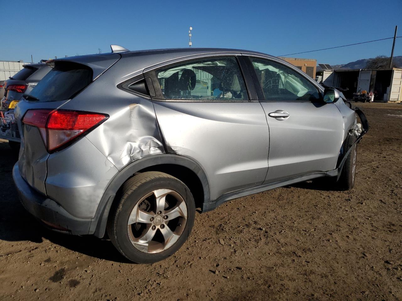 2018 HONDA HR-V LX - Image 3
