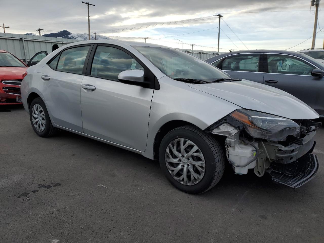 2018 TOYOTA COROLLA L - Фото 4