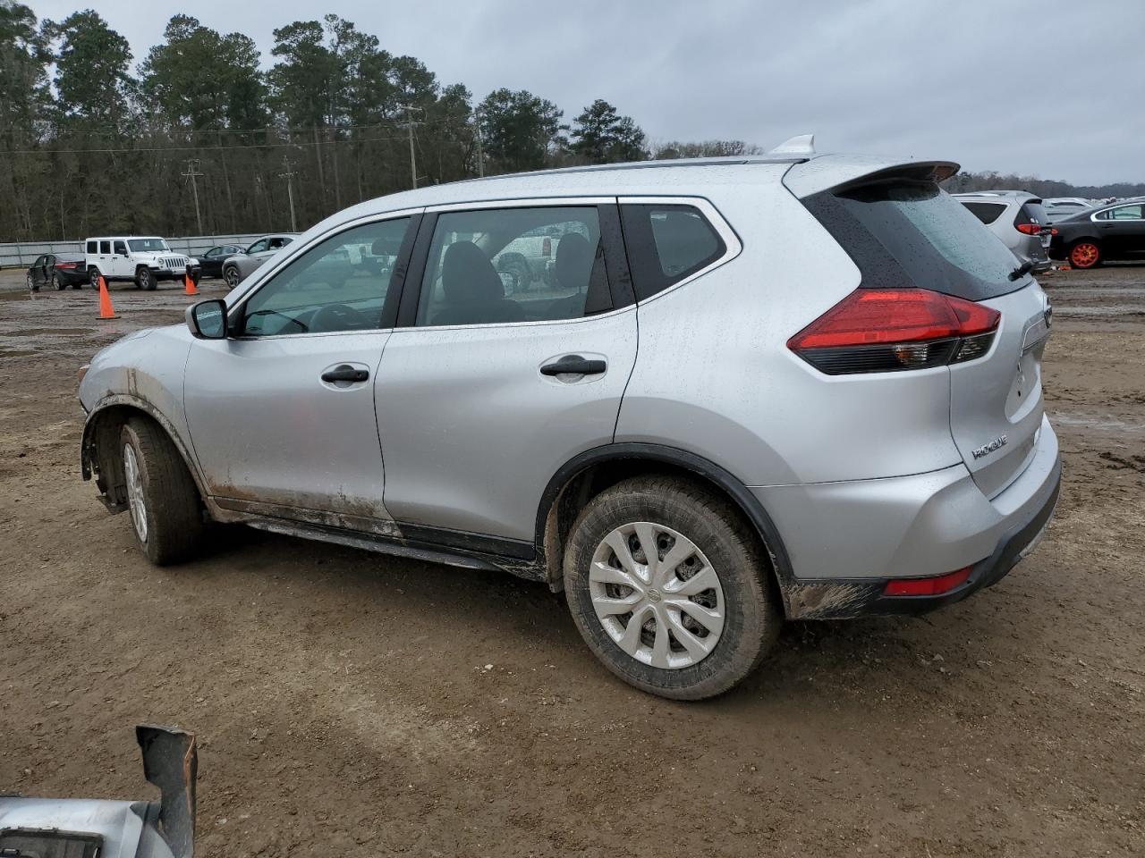 2017 NISSAN ROGUE S - Image 2