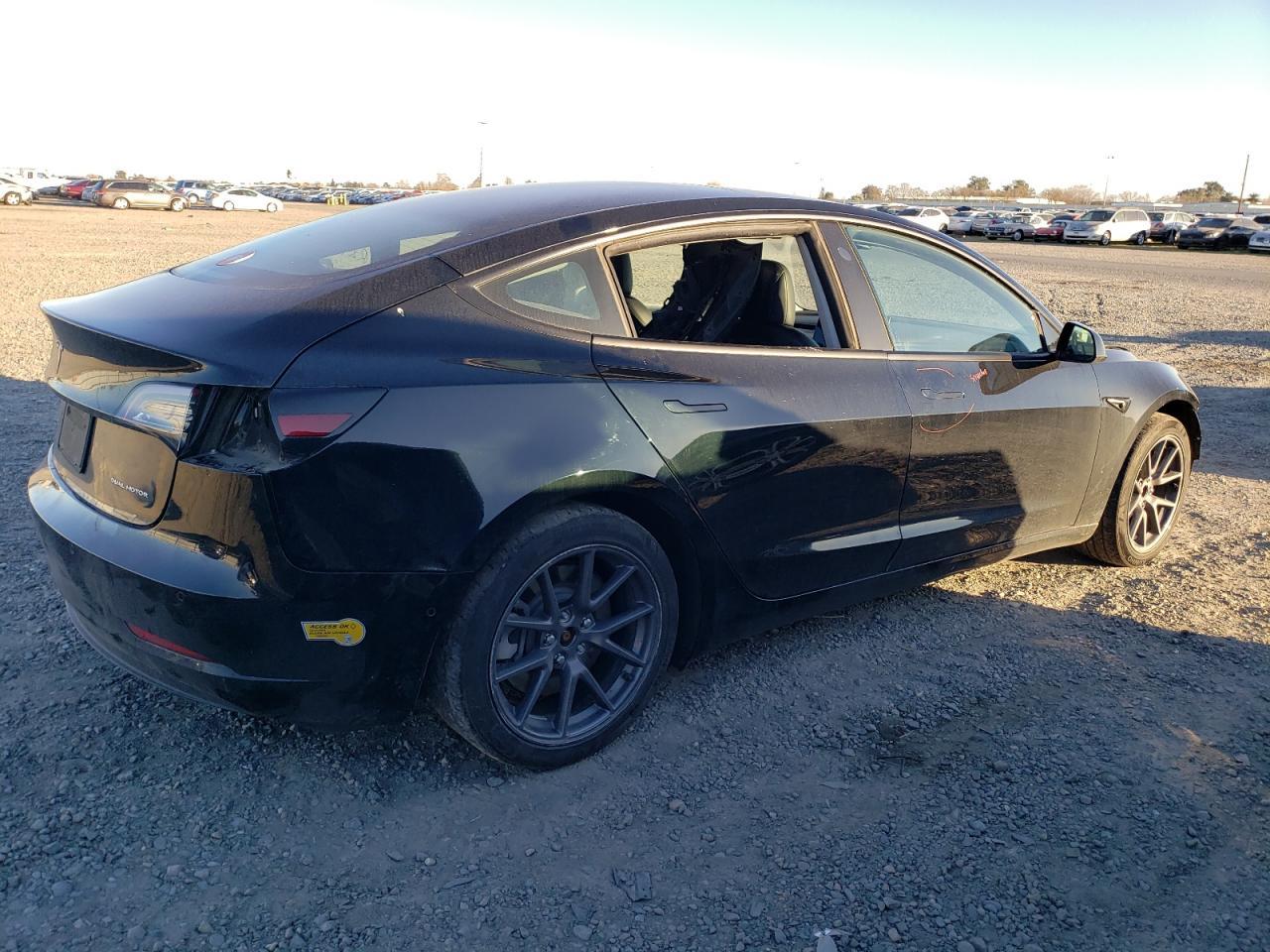2022 TESLA MODEL 3 - Image 3