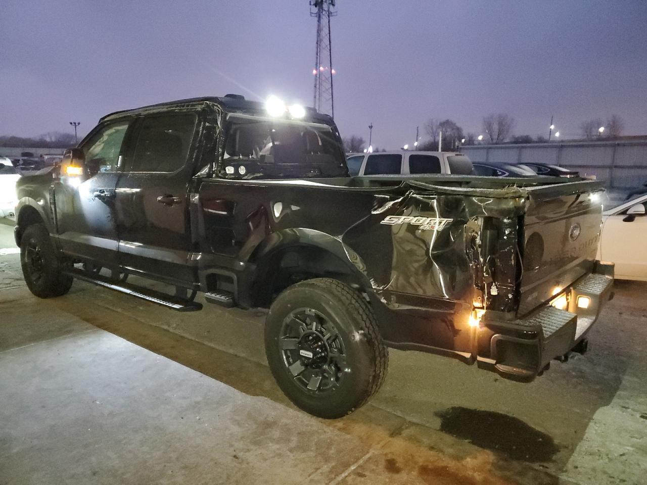 2024 FORD F250 SUPER - Фото 2