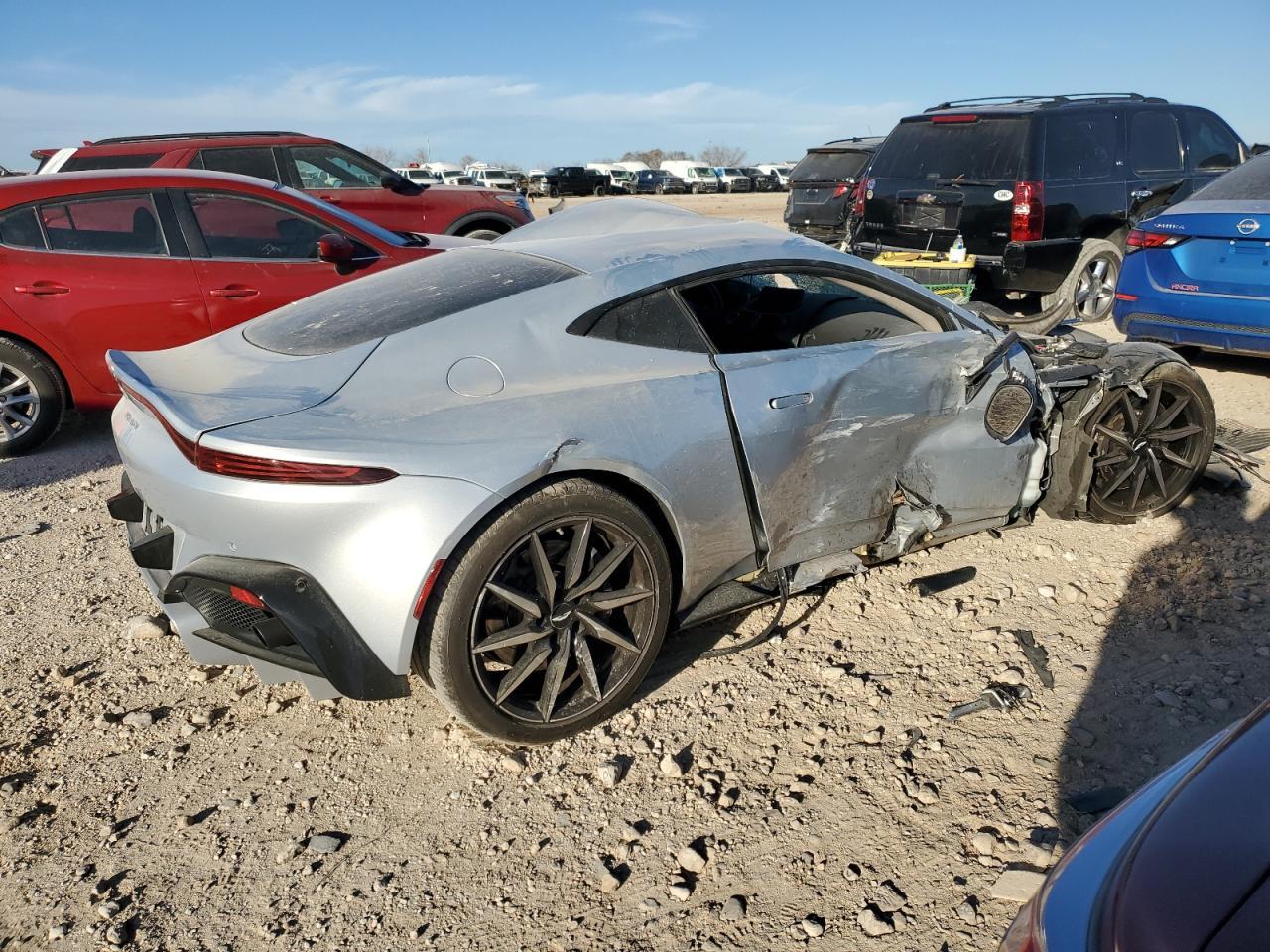2019 ASTON MARTIN VANTAGE - Image 3