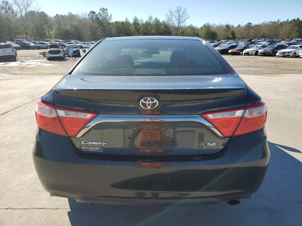 2017 TOYOTA CAMRY LE - Image 6
