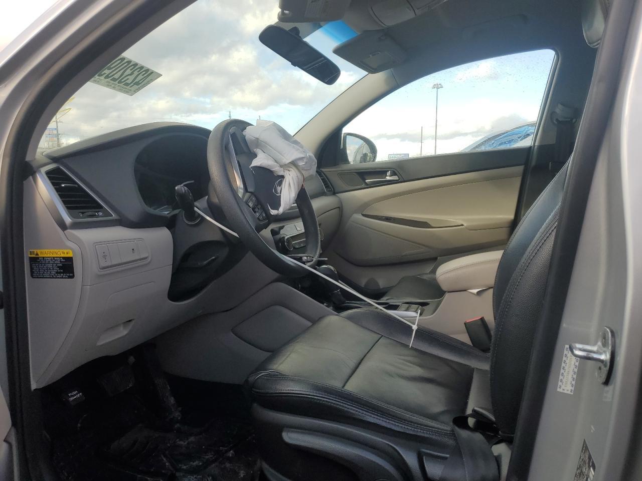 2016 HYUNDAI TUCSON SE - Фото 7