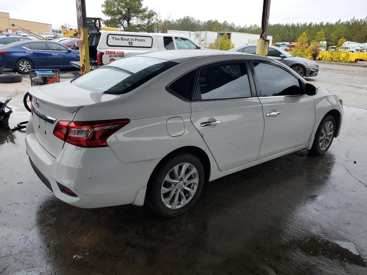 2017 NISSAN SENTRA S - Фото 3