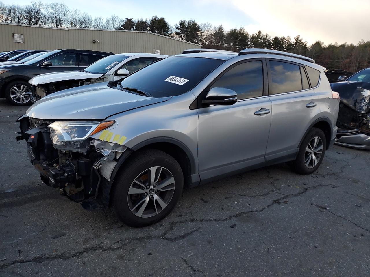 2016 TOYOTA RAV4 XLE