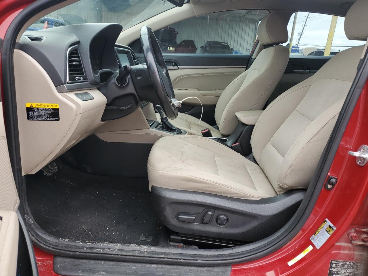 2017 HYUNDAI ELANTRA SE - Фото 7