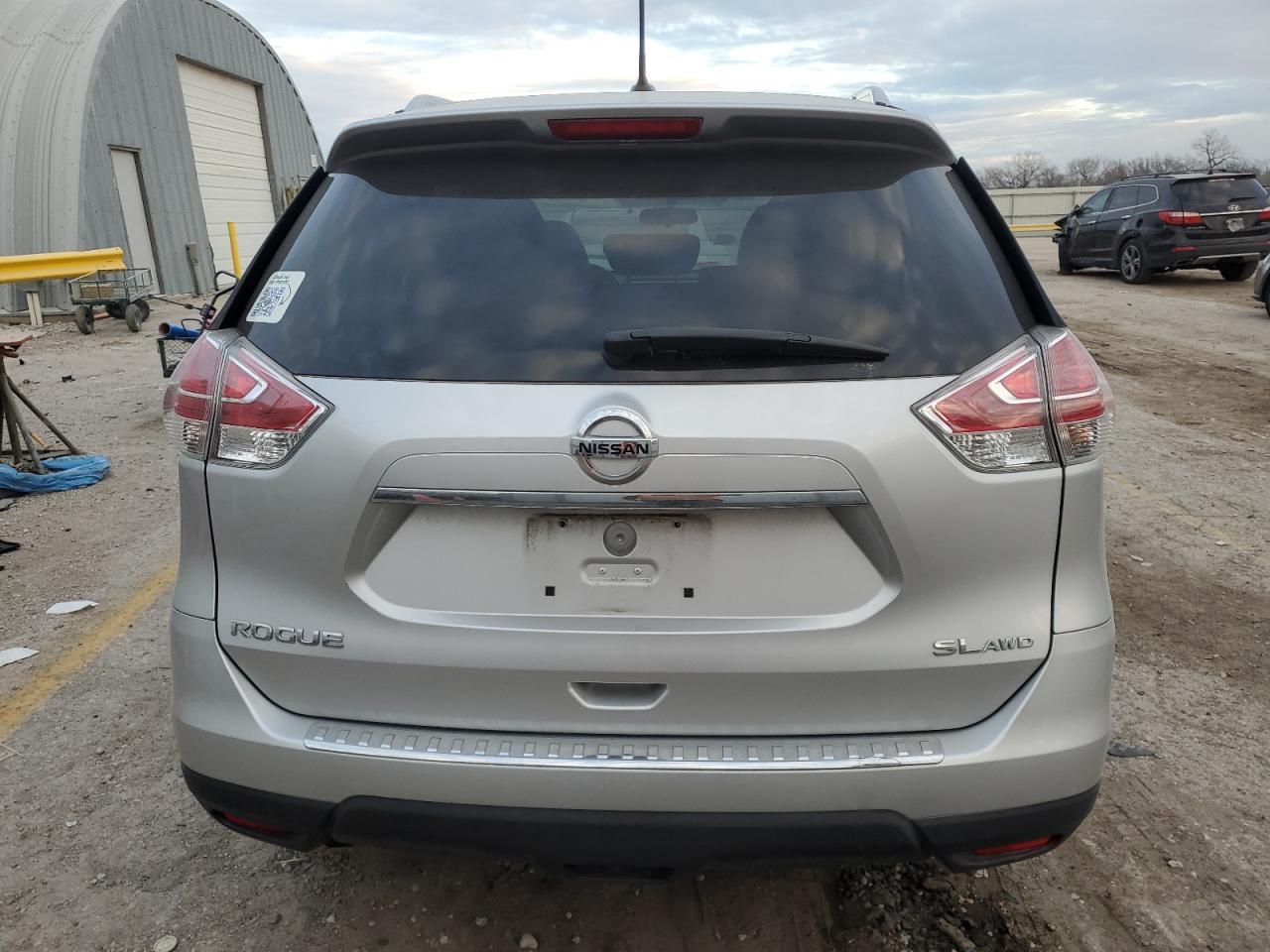 2015 NISSAN ROGUE S - Фото 6
