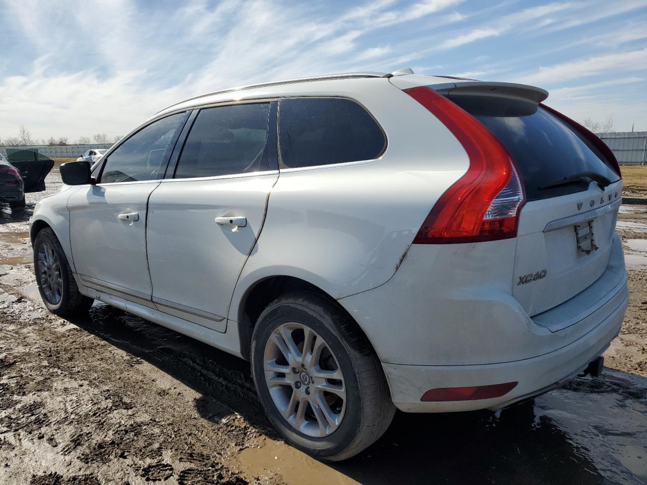 2014 VOLVO XC60 3.2 - Фото 2