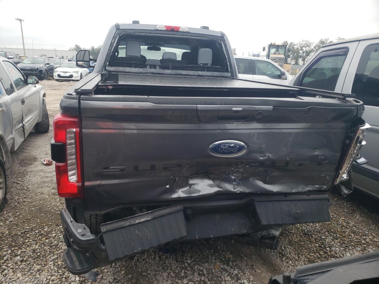2024 FORD F250 SUPER - Image 6