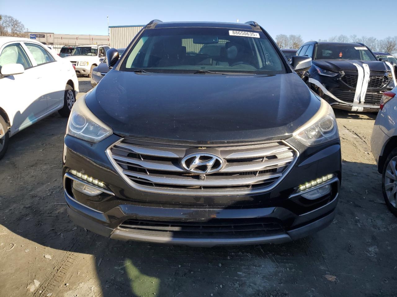 2017 HYUNDAI SANTA FE S - Image 5