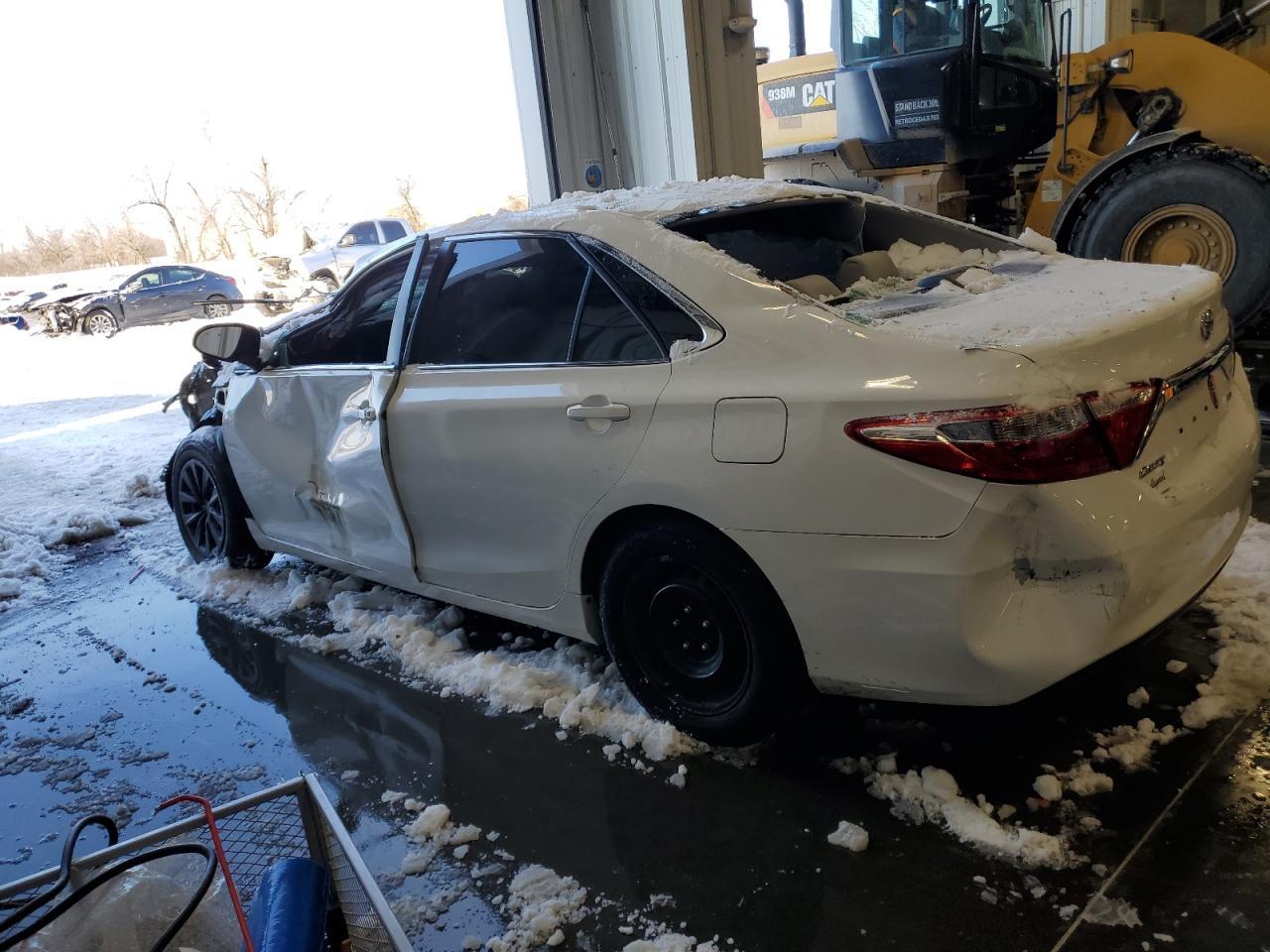 2016 TOYOTA CAMRY LE - Фото 2
