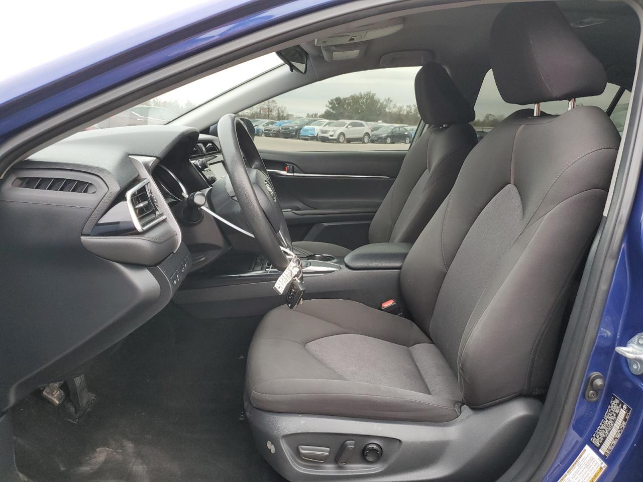 2018 TOYOTA CAMRY L - Фото 7