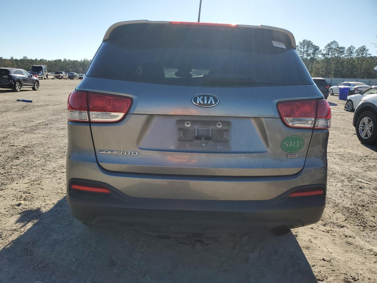 2016 KIA SORENTO LX - Image 6