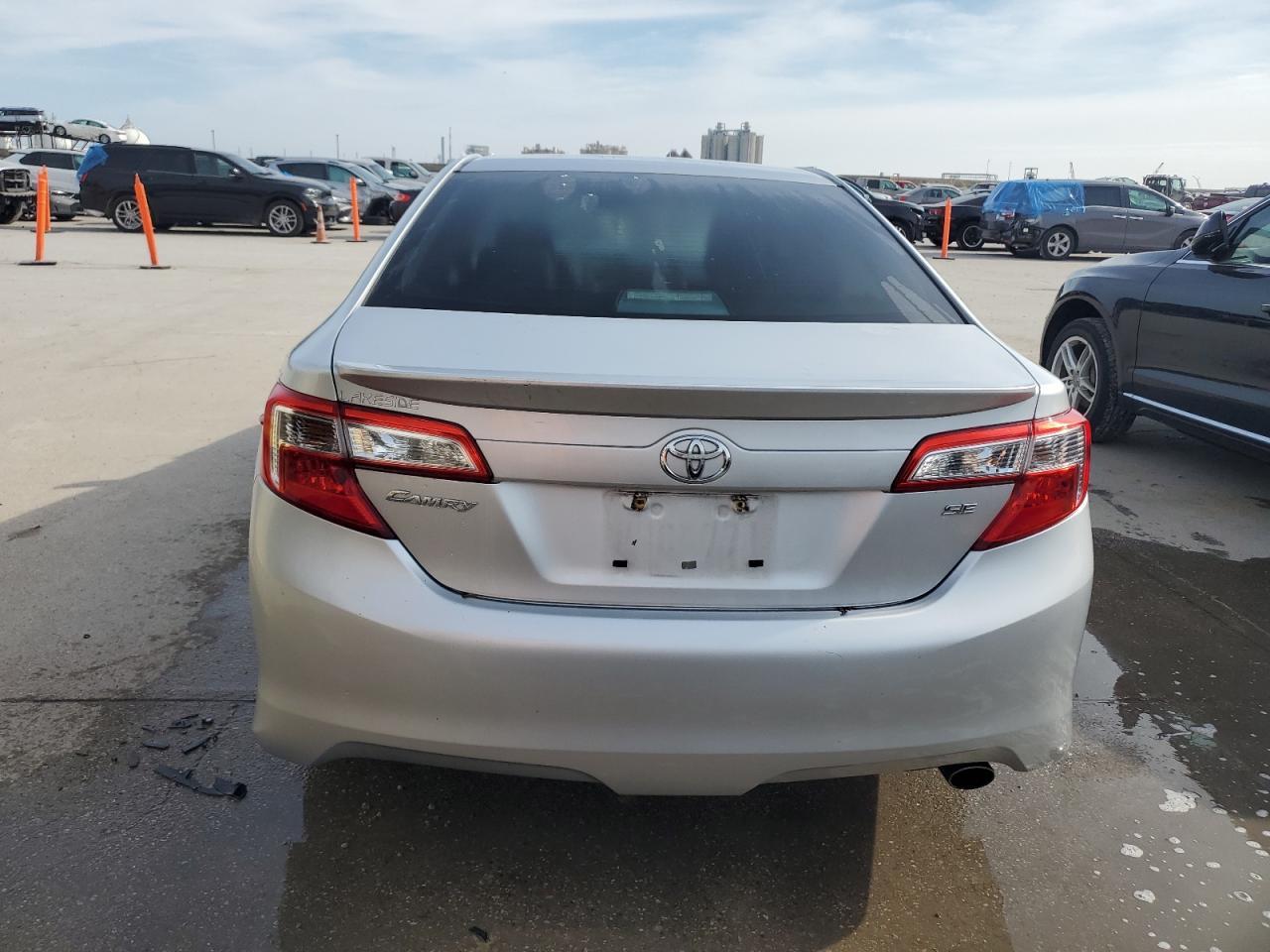 2013 TOYOTA CAMRY L - Фото 6