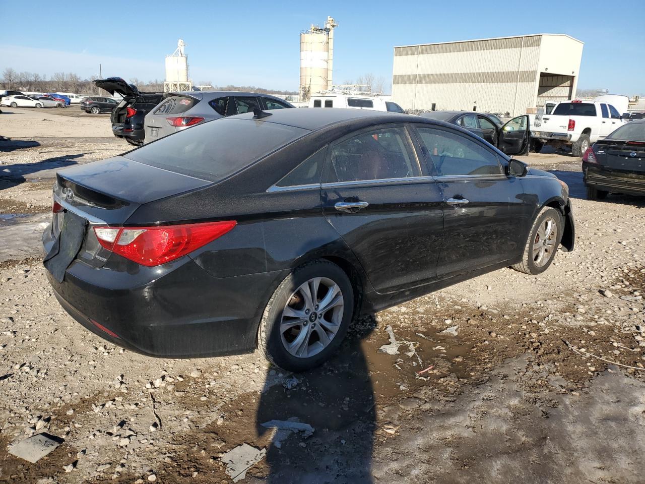 2011 HYUNDAI SONATA SE - Фото 3