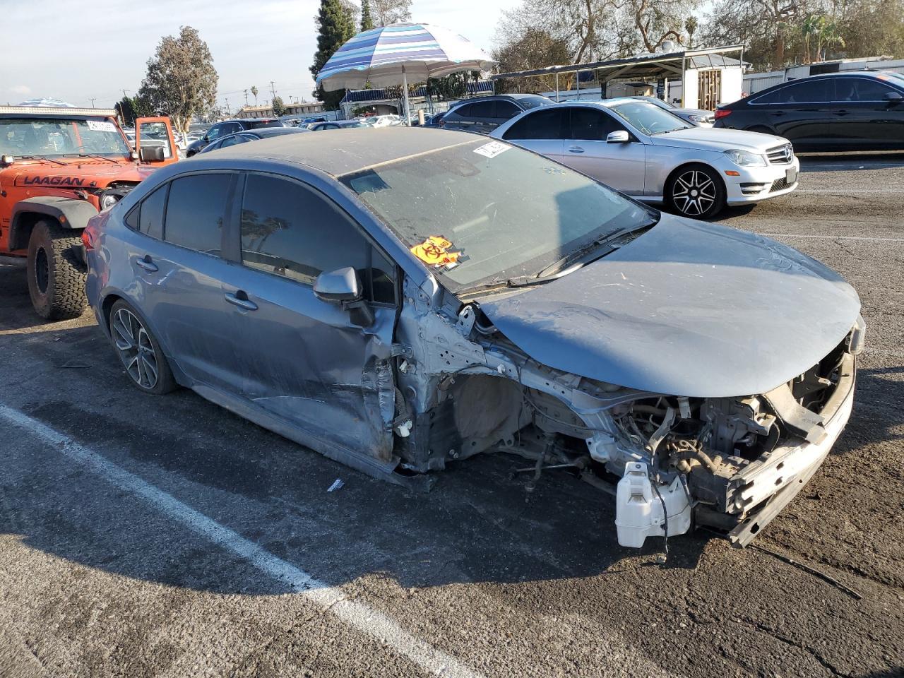 2020 TOYOTA COROLLA SE - Фото 4