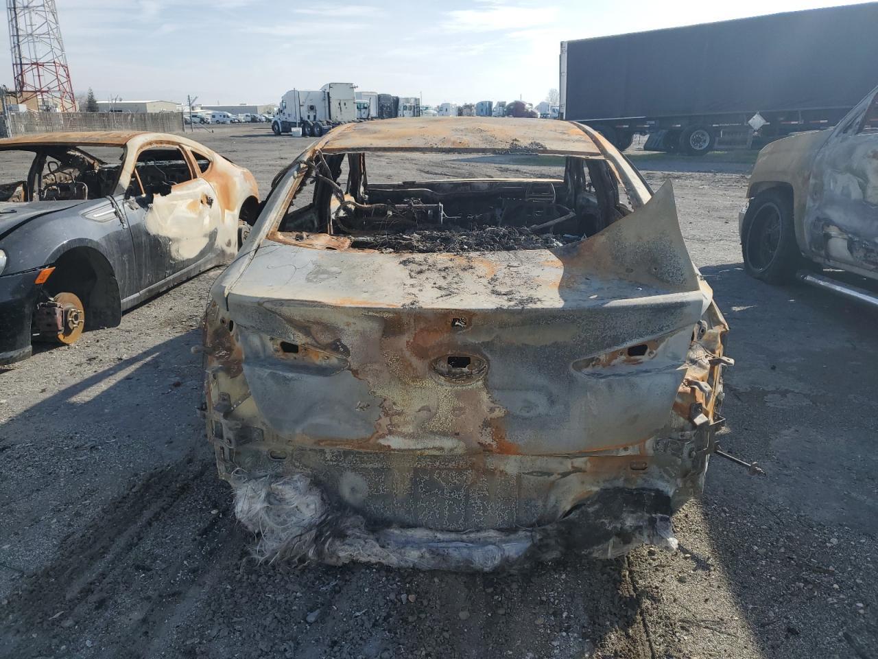 2019 HYUNDAI ELANTRA SE - Фото 6