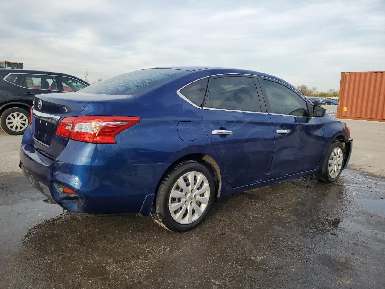 2017 NISSAN SENTRA S - Фото 3