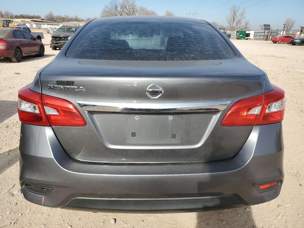 2018 NISSAN SENTRA S - Фото 6