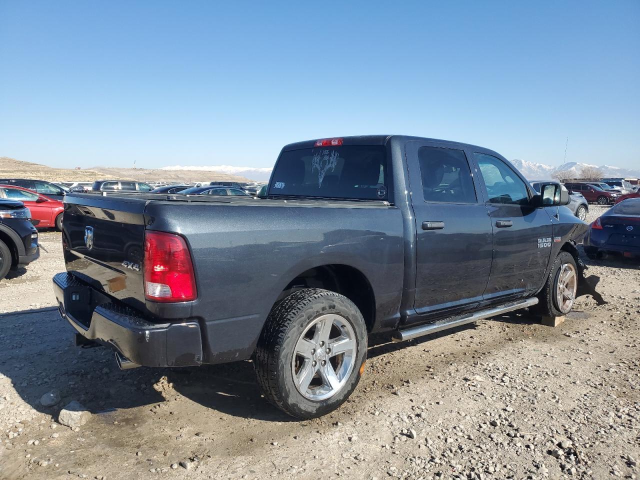 2017 RAM 1500 ST - Фото 3
