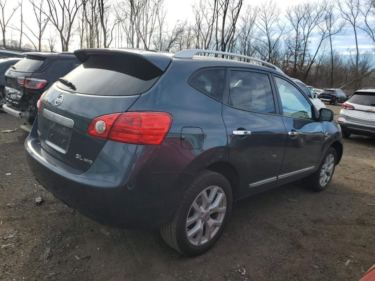 2013 NISSAN ROGUE S - Фото 3