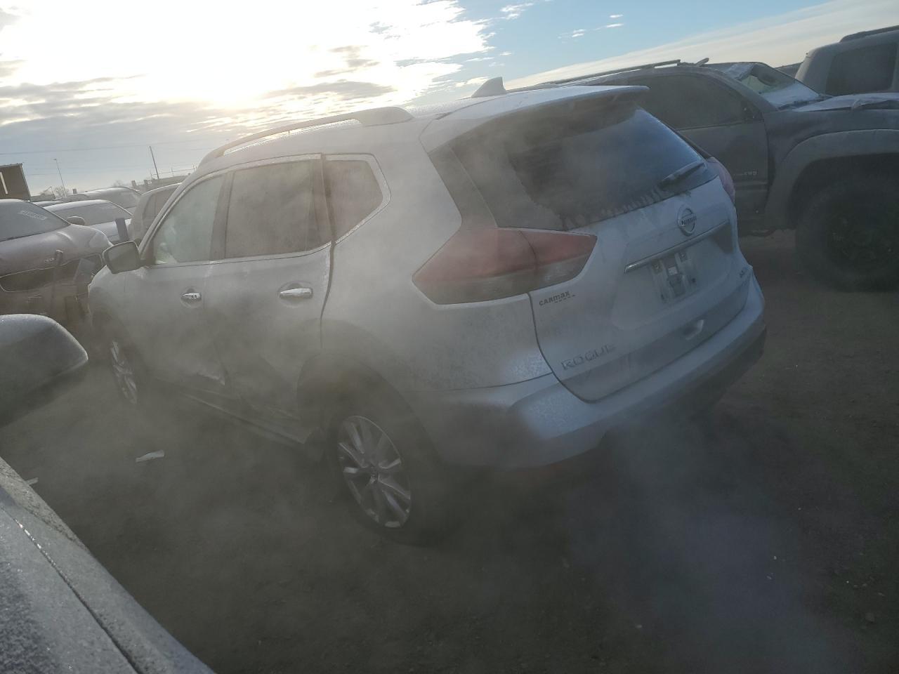 2018 NISSAN ROGUE S - Фото 2