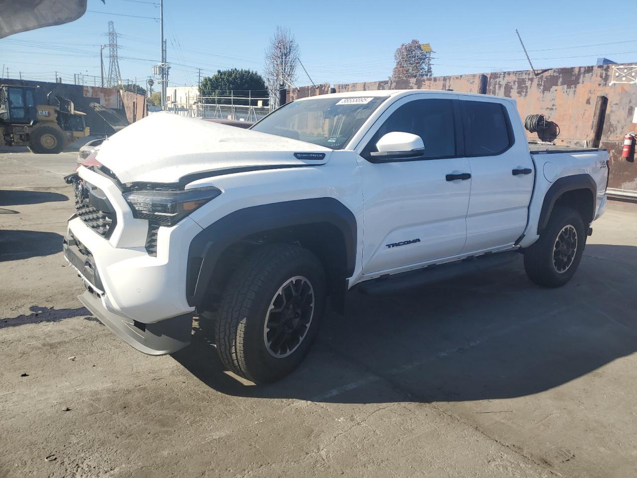 2024 TOYOTA TACOMA DOU