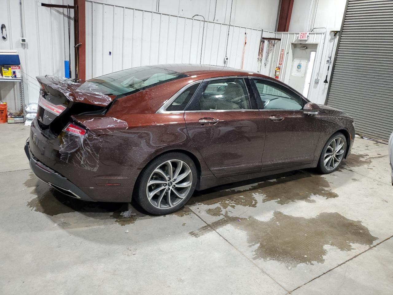 2019 LINCOLN MKZ RESERV - Image 3