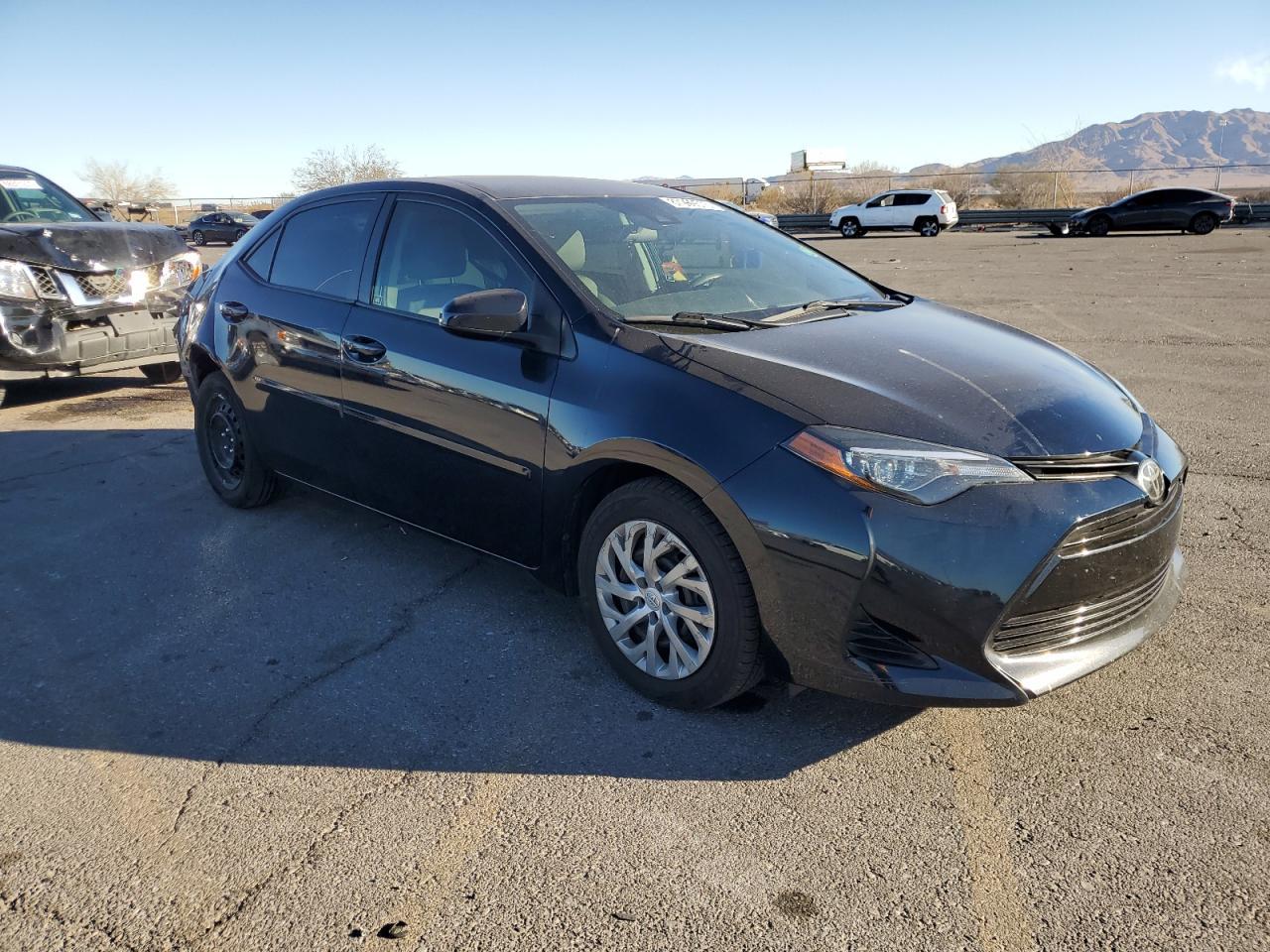 2019 TOYOTA COROLLA L - Фото 4