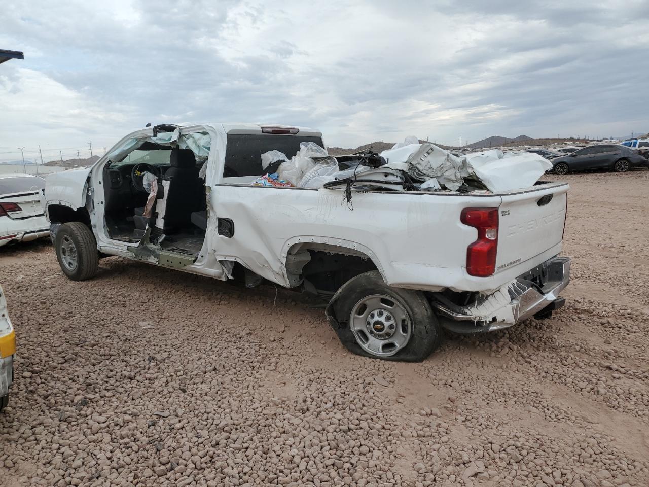 2024 CHEVROLET SILVERADO - Фото 2