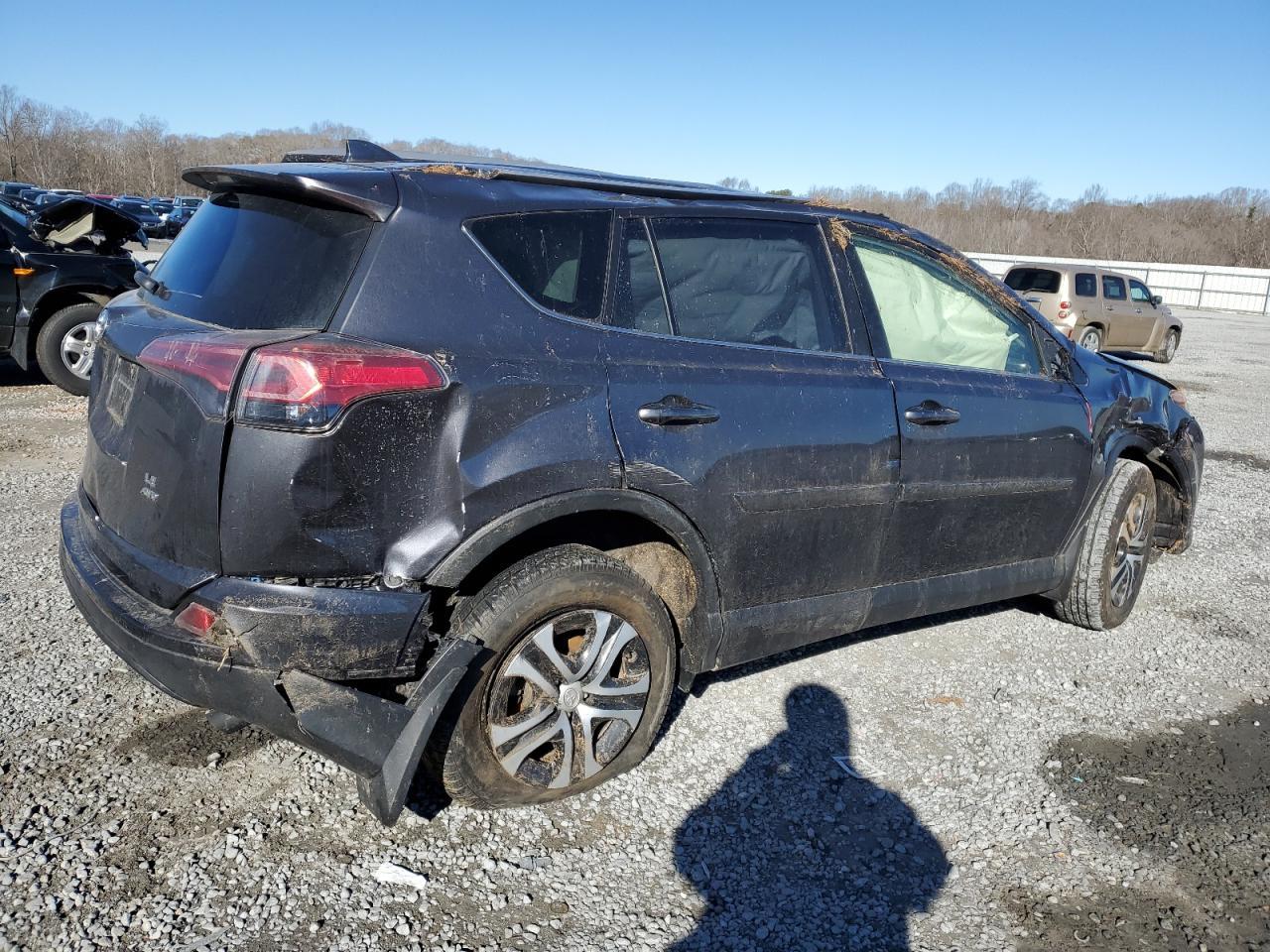 2018 TOYOTA RAV4 LE - Image 3