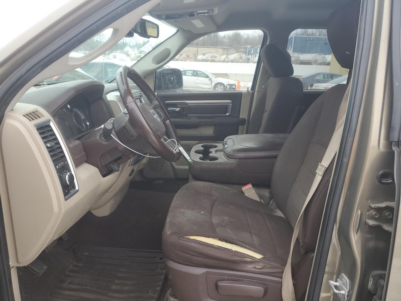 2015 RAM 1500 SLT - Image 7