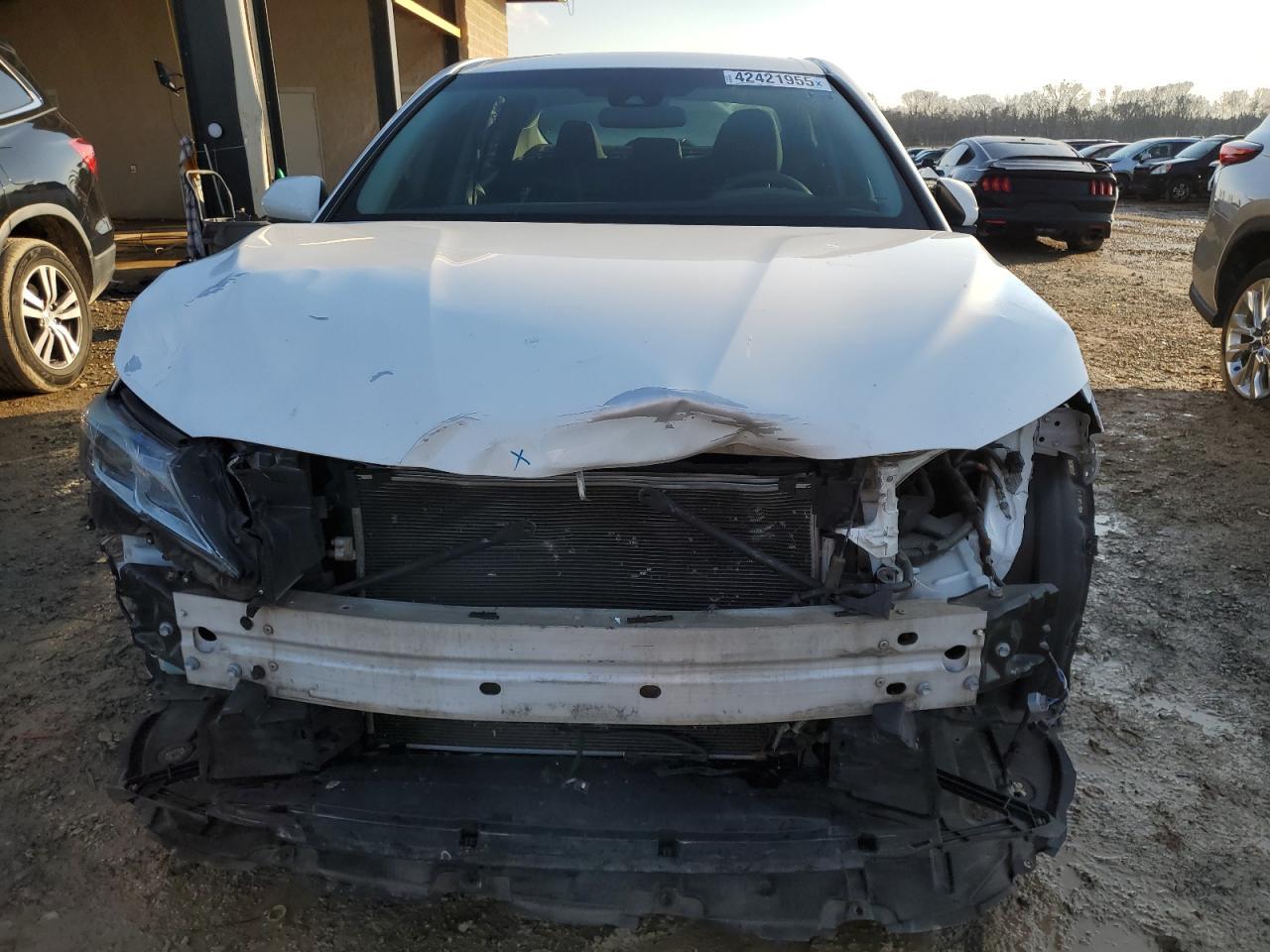 2018 TOYOTA CAMRY L - Фото 5