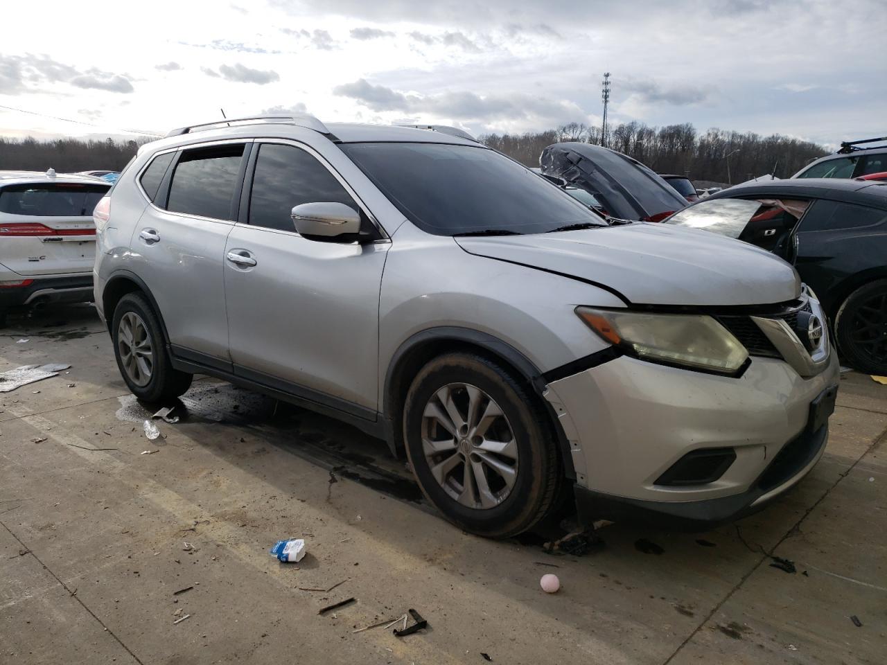 2015 NISSAN ROGUE S - Image 4