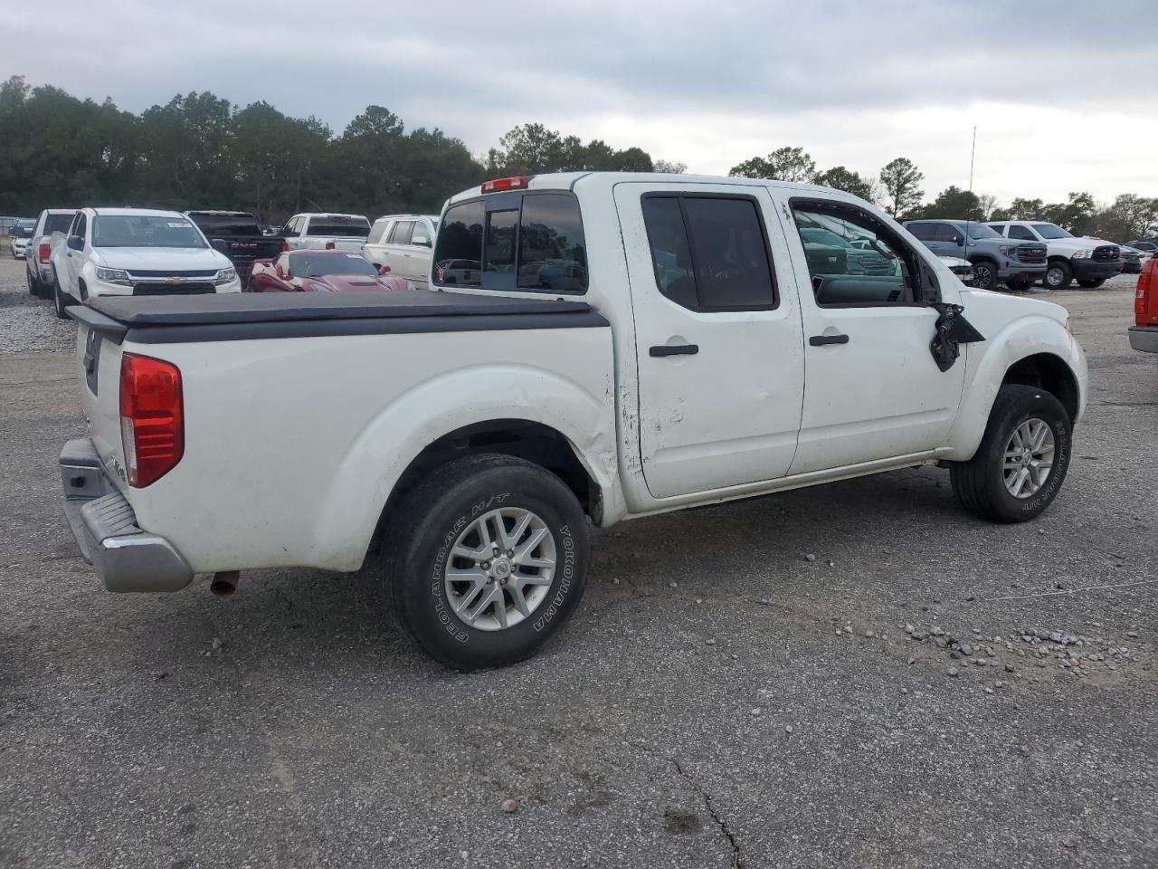 2016 NISSAN FRONTIER S - Фото 3