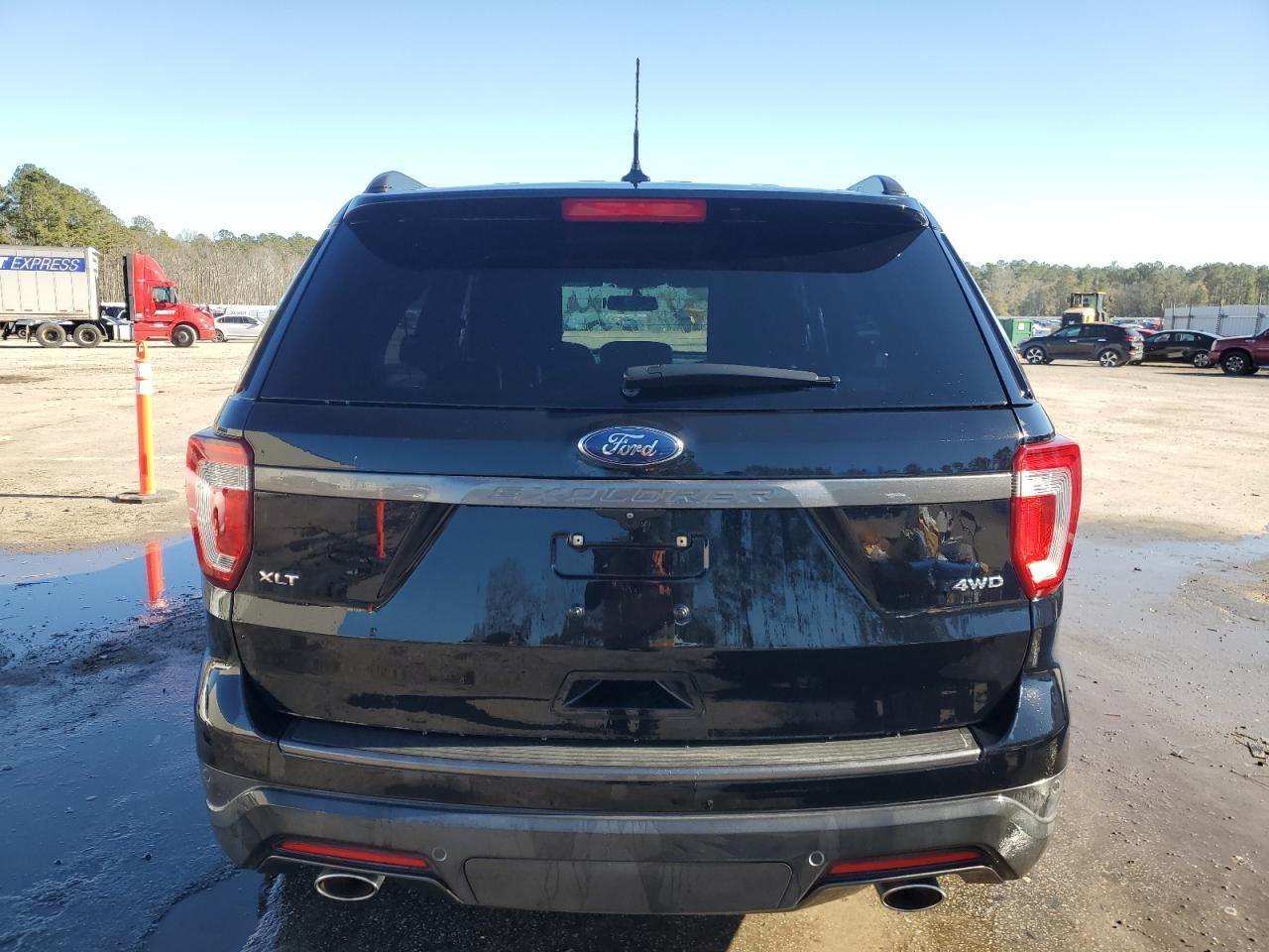 2018 FORD EXPLORER X - Фото 6