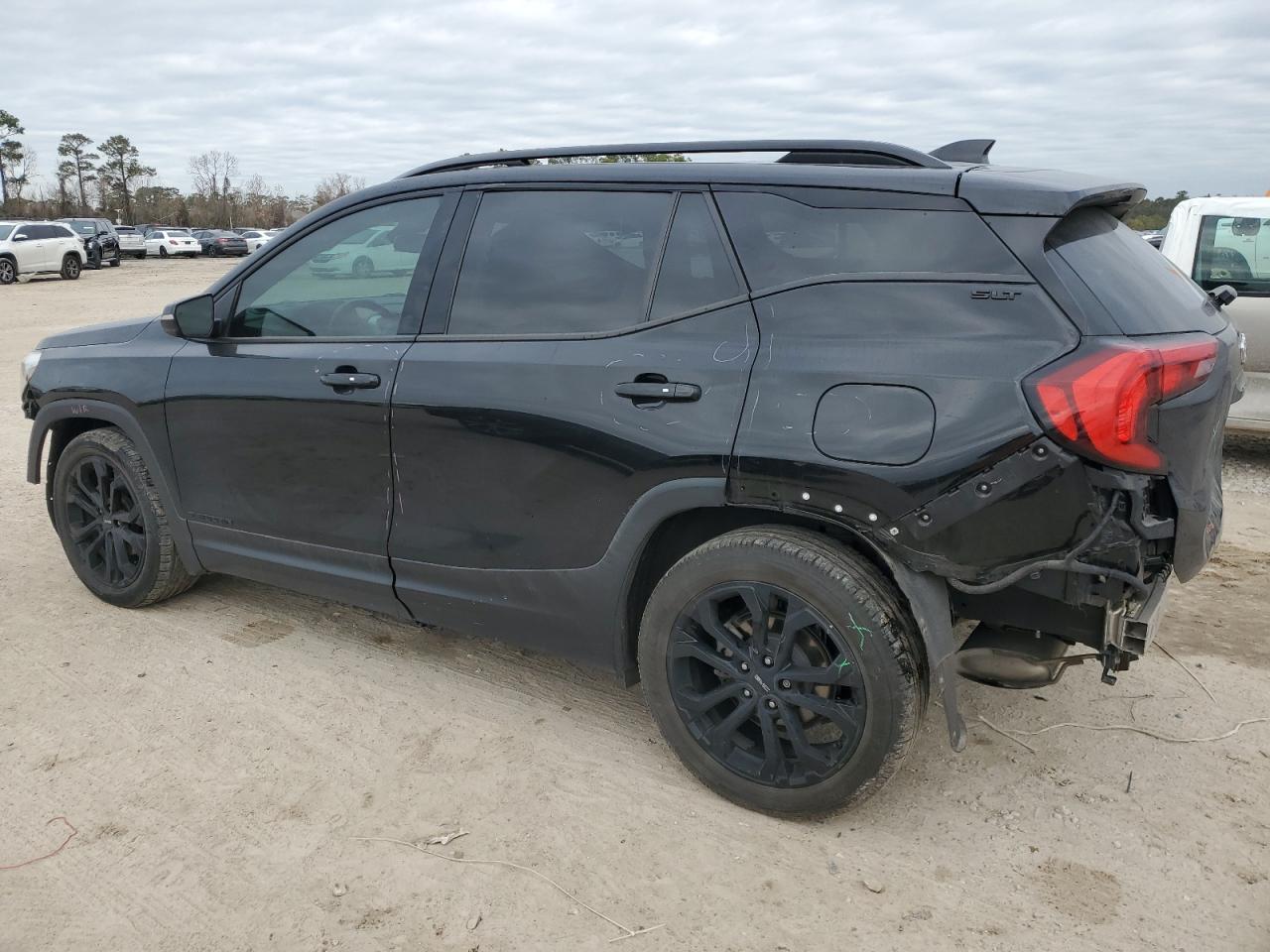 2019 GMC TERRAIN SL - Фото 2