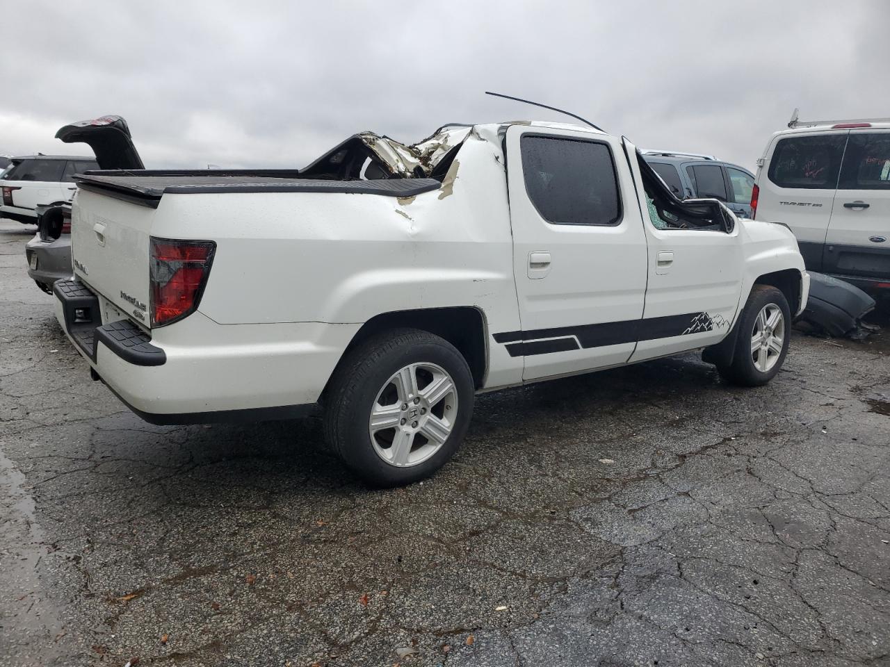 2013 HONDA RIDGELINE - Фото 3