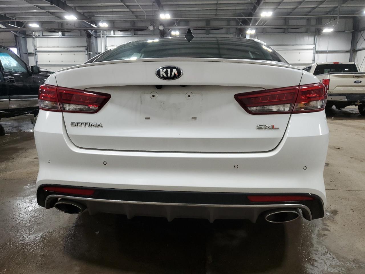 2016 KIA OPTIMA SXL - Image 6