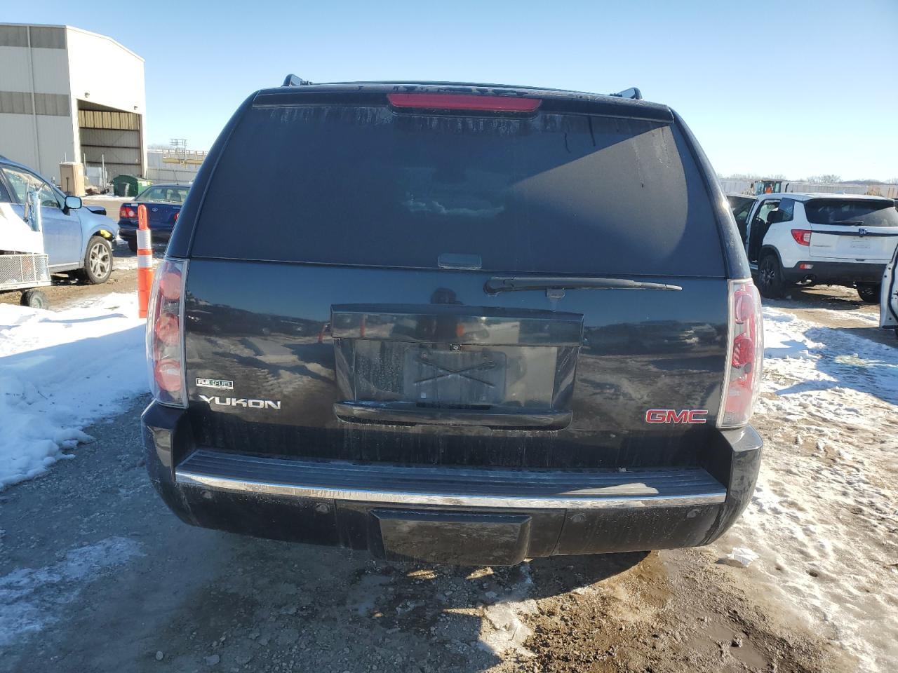 2012 GMC YUKON DENA - Image 6