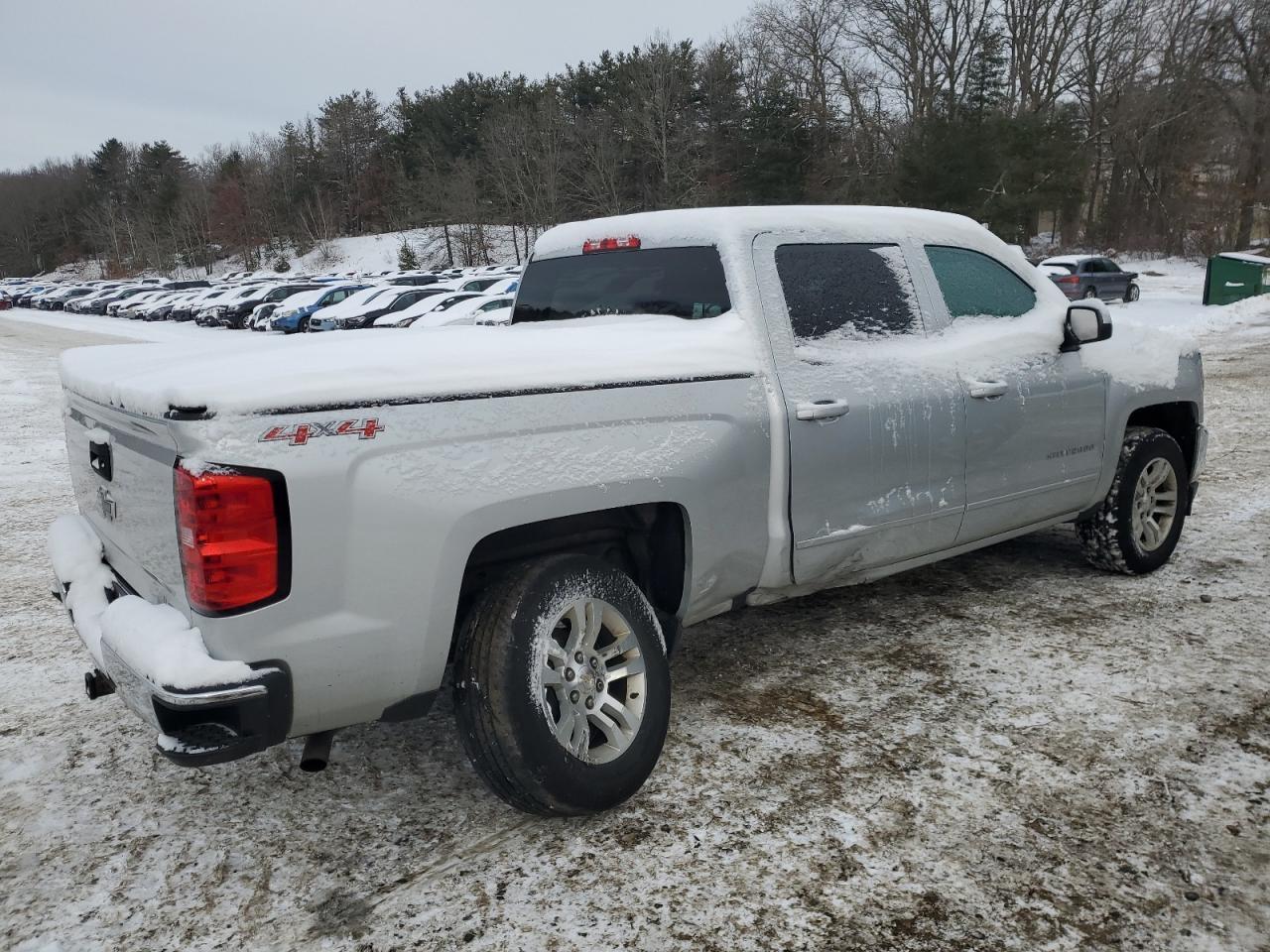 2017 CHEVROLET SILVERADO - Image 3