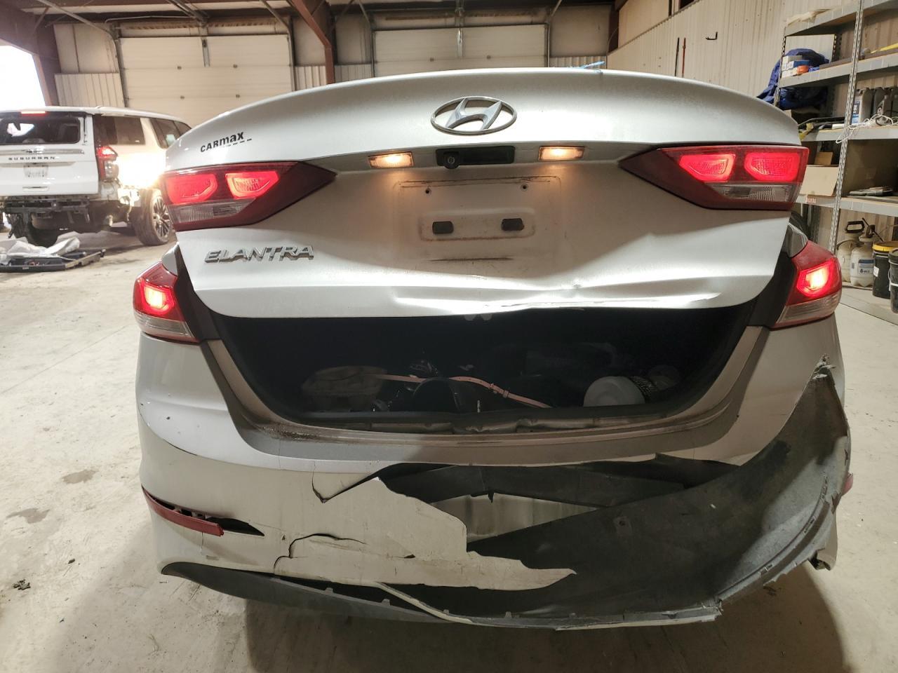 2017 HYUNDAI ELANTRA SE - Фото 6