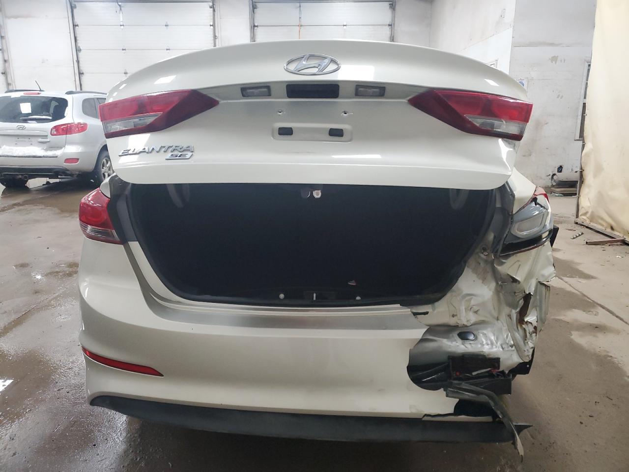 2017 HYUNDAI ELANTRA SE - Image 6