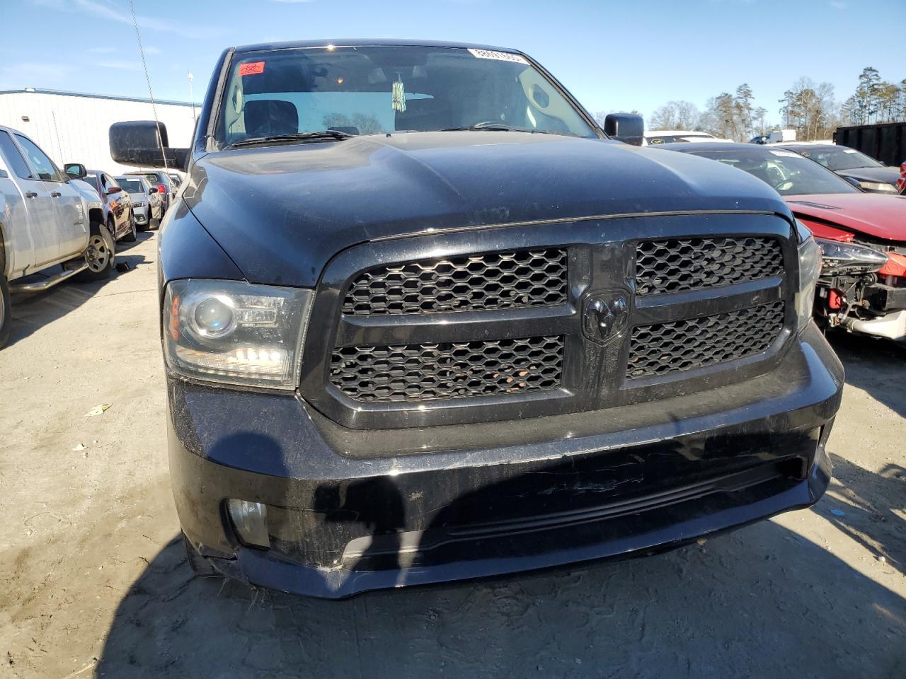 2014 RAM 1500 ST - Фото 5